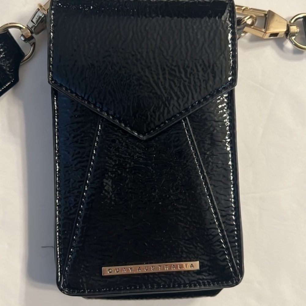 Quay Australia black shiny hanging phone wallet